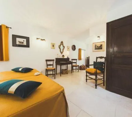 Gæstehus Les Cent Ciels Salavas